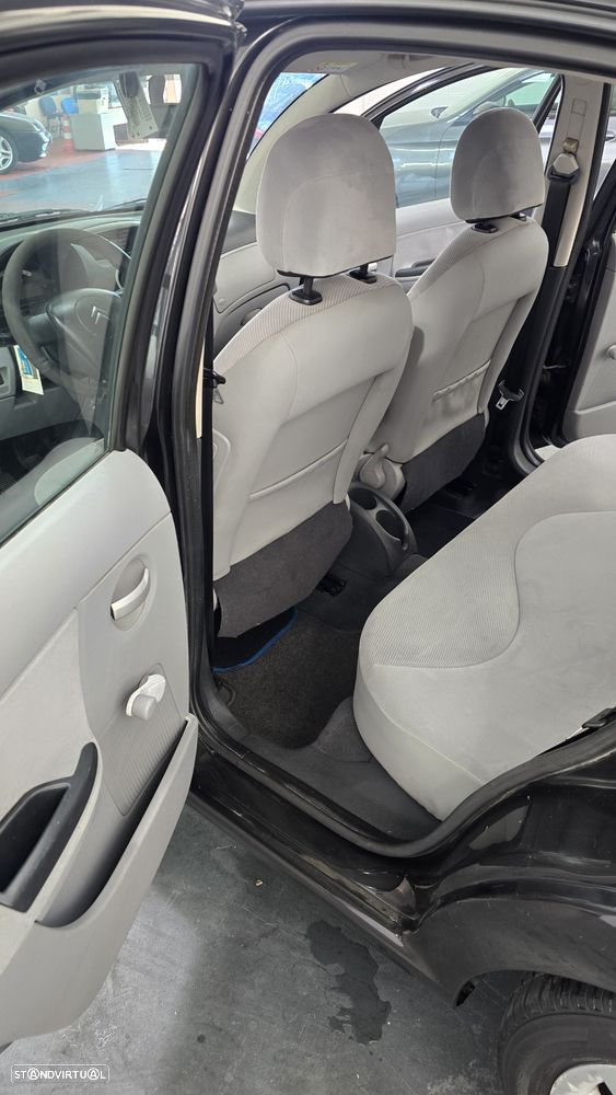 Citroën C3 1.1 SX+ Airdream - 9
