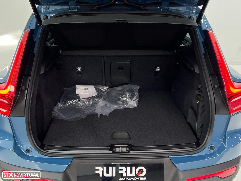 Volvo XC 40 1.5 T4 PHEV Plus Dark - 8