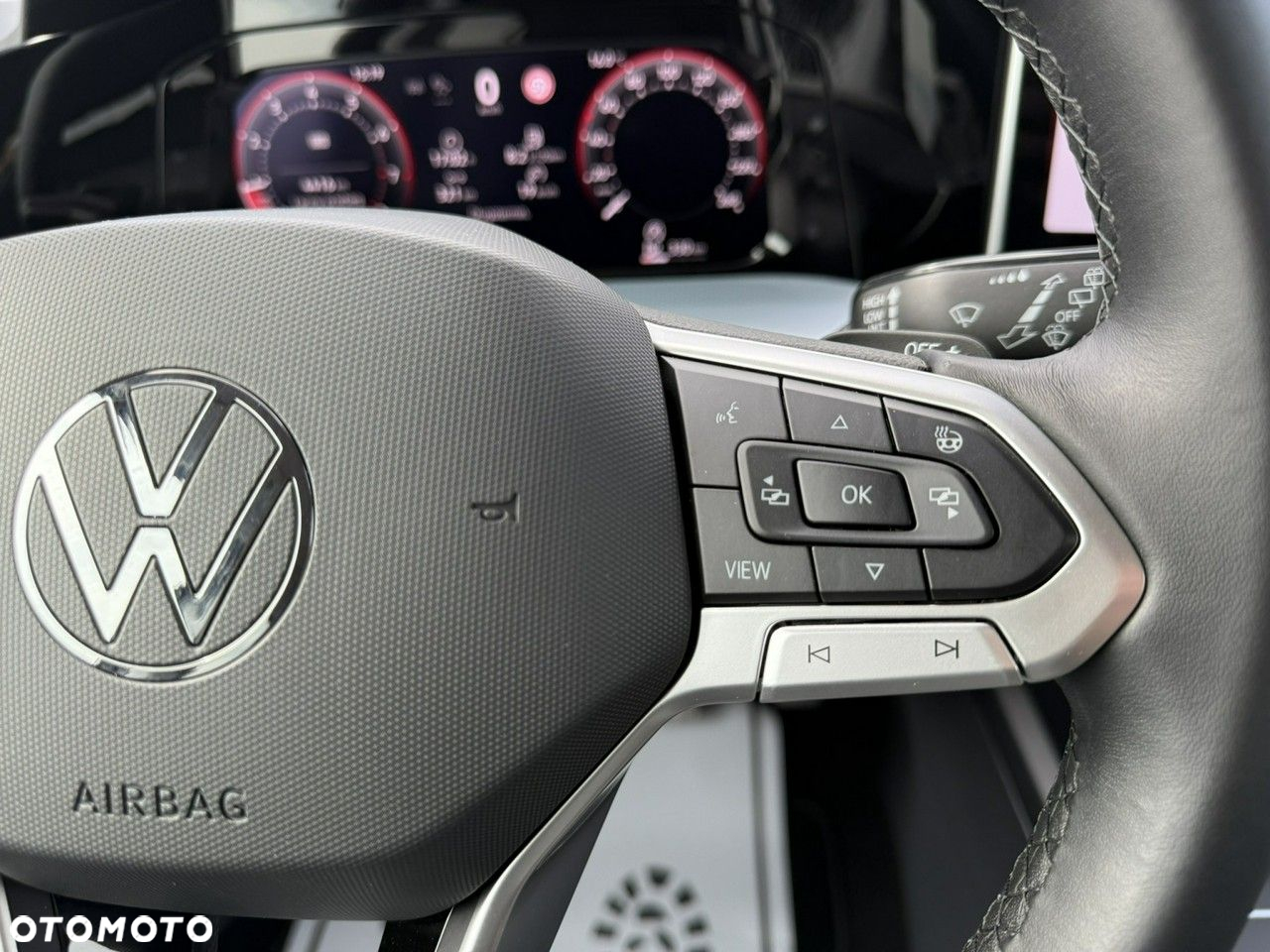 Volkswagen Golf Variant 1.5 eTSI OPF DSG Goal - 20