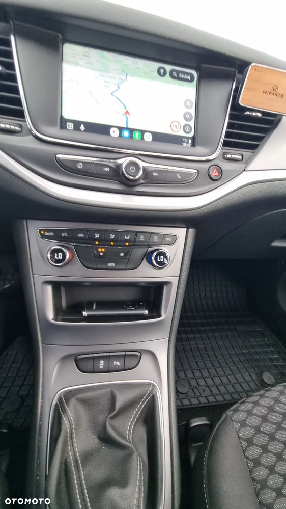 Opel Astra - 16