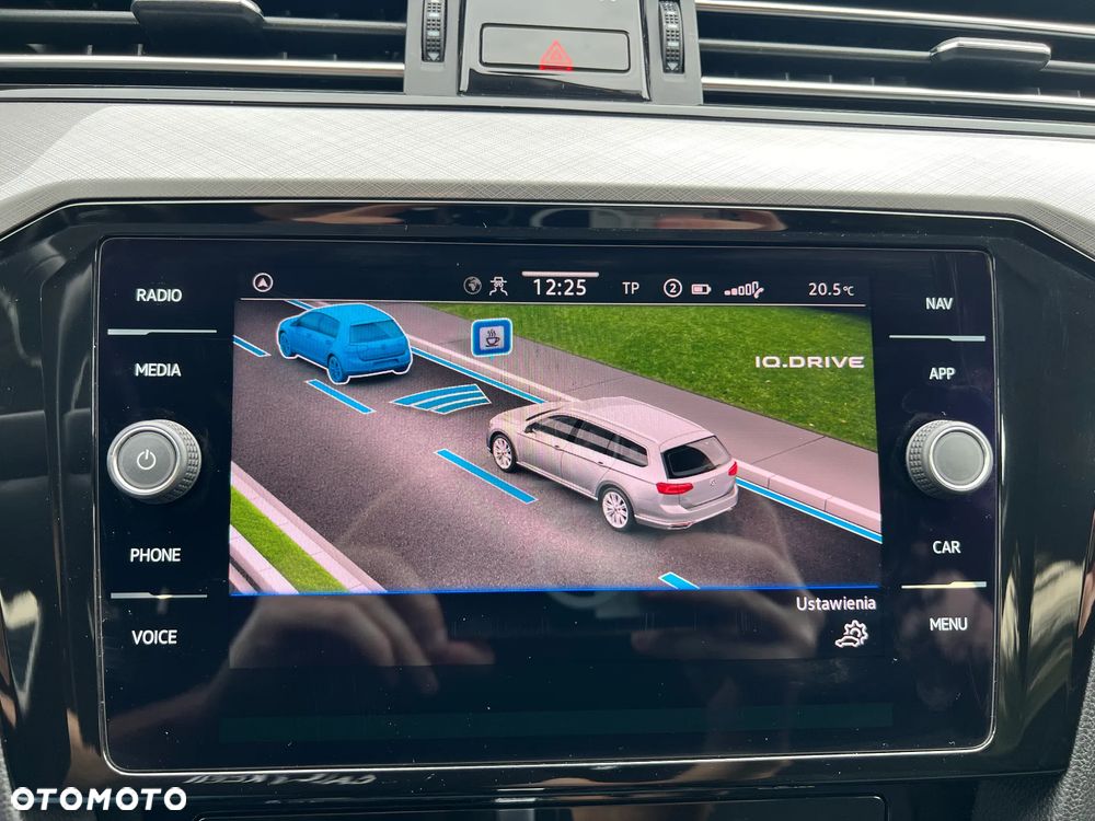 Volkswagen Passat 1.5 TSI EVO Business DSG - 27