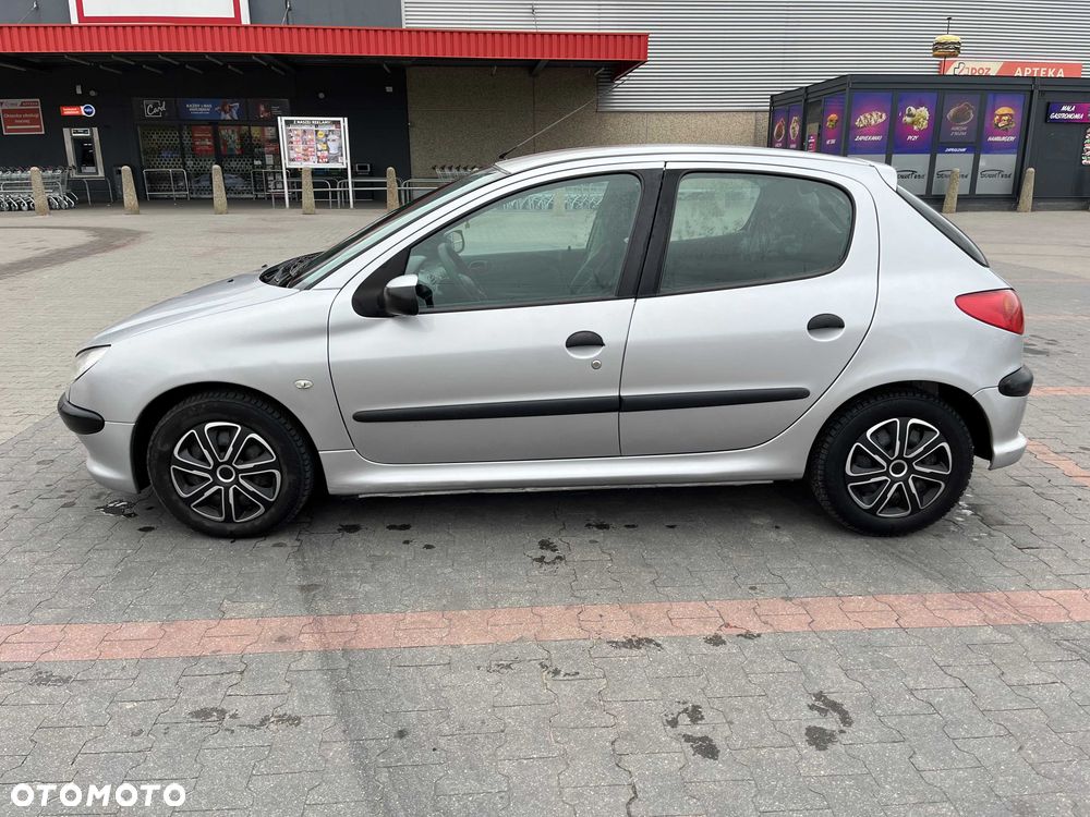 Peugeot 206 2006 photo 5