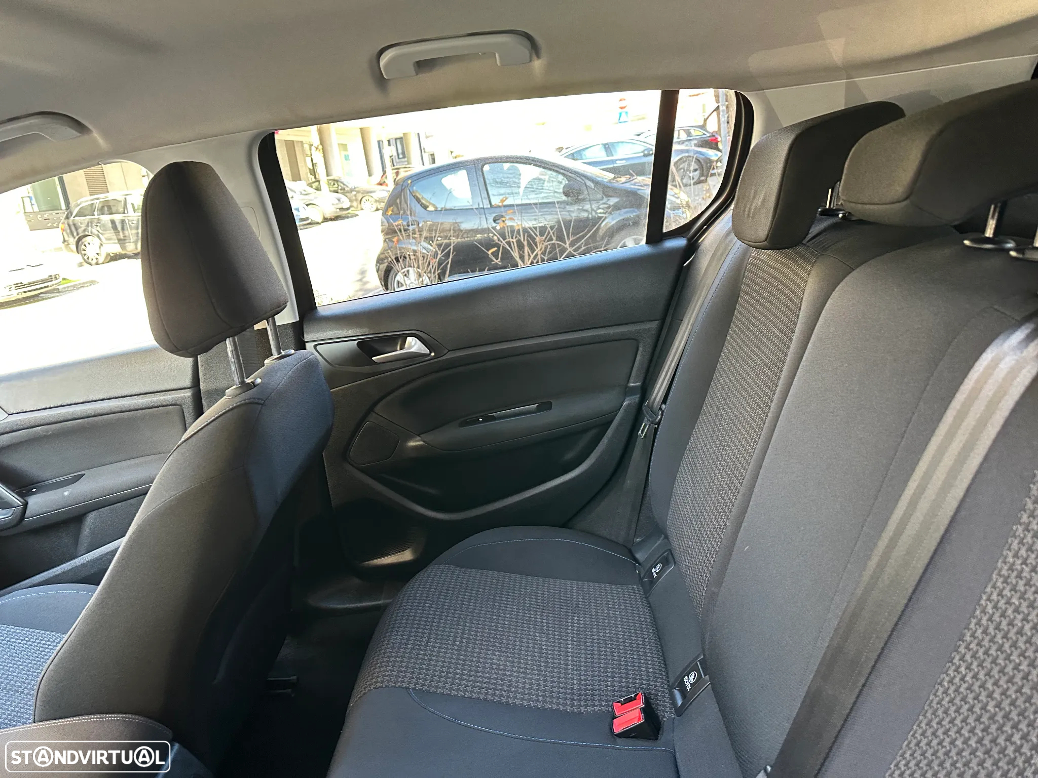 Peugeot 308 1.5 BlueHDi Style - 18