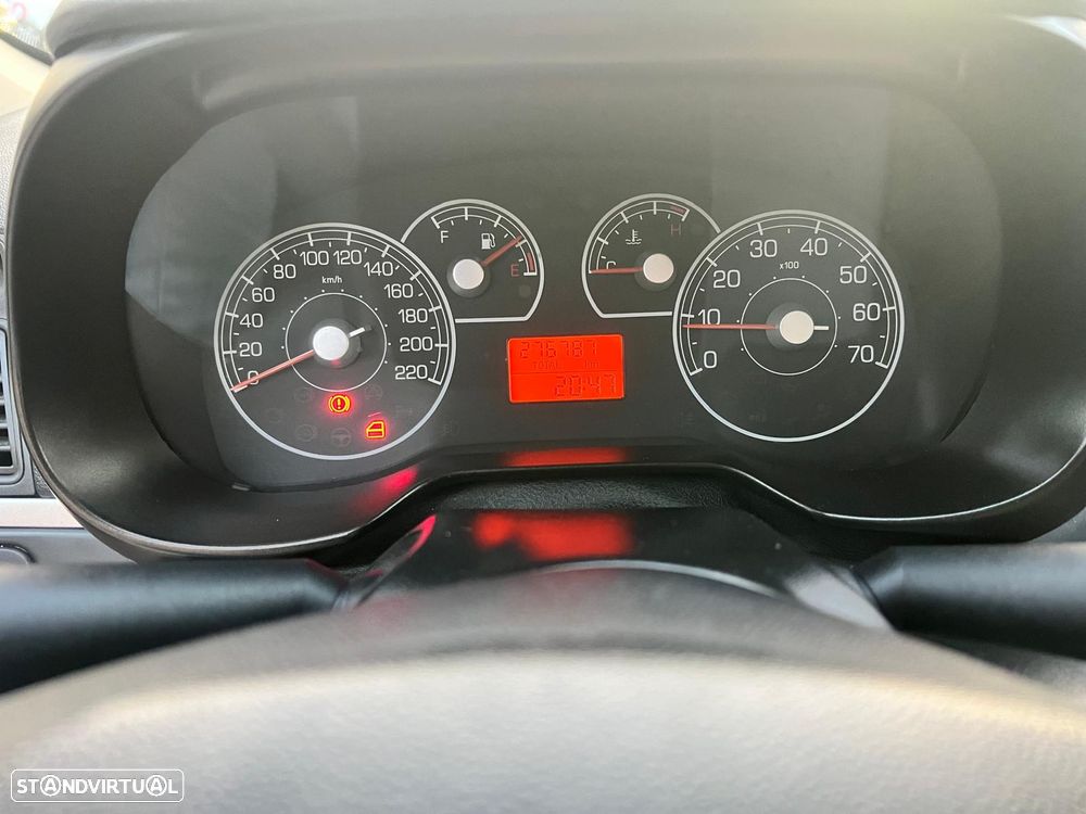 Fiat Grande Punto 1.3 M-Jet Free - 4