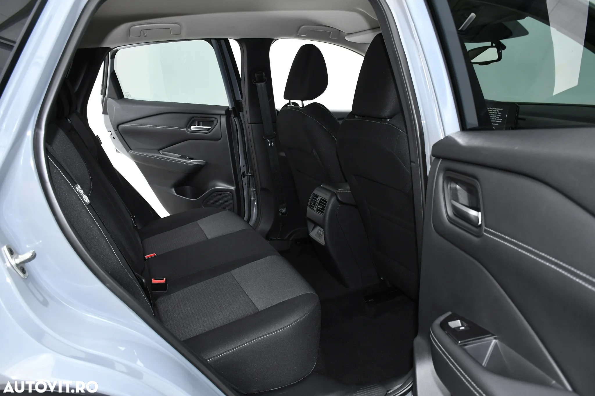 Nissan Qashqai 1.3 DIG-T MHEV Xtronic N-Connecta - 6