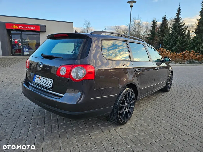 Volkswagen Passat - 3