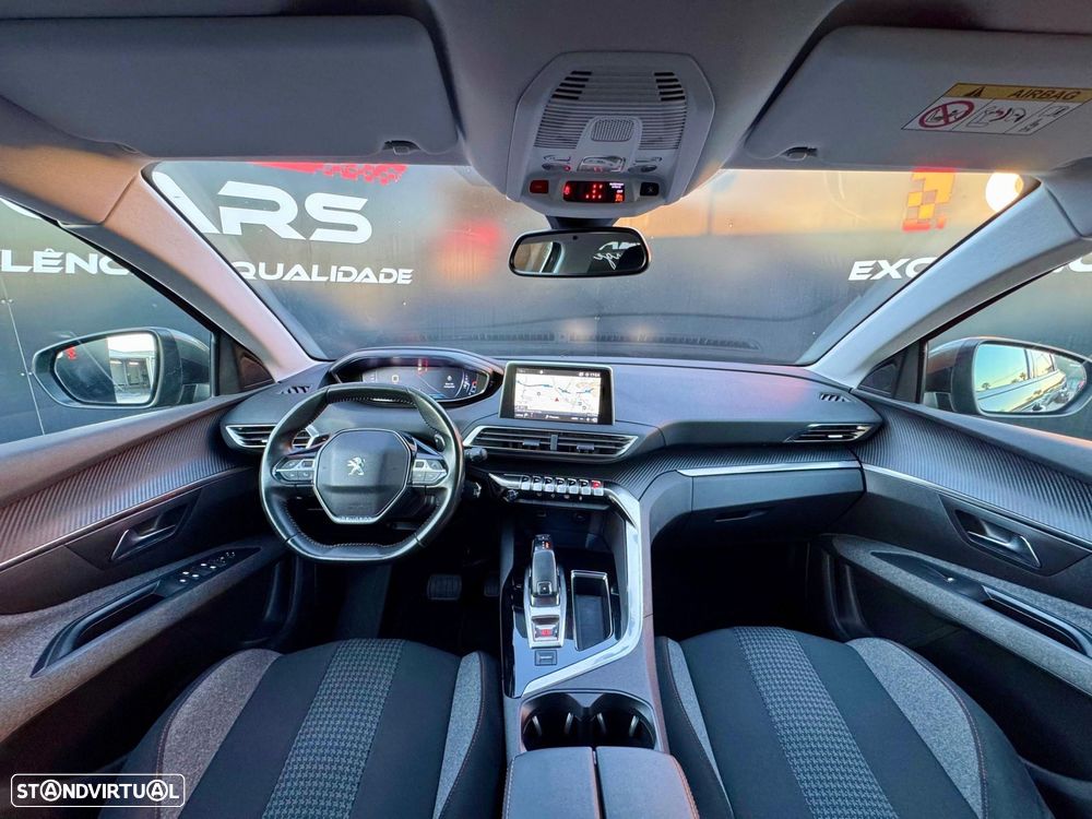 Peugeot 5008 1.5 BlueHDi Allure EAT8 - 11