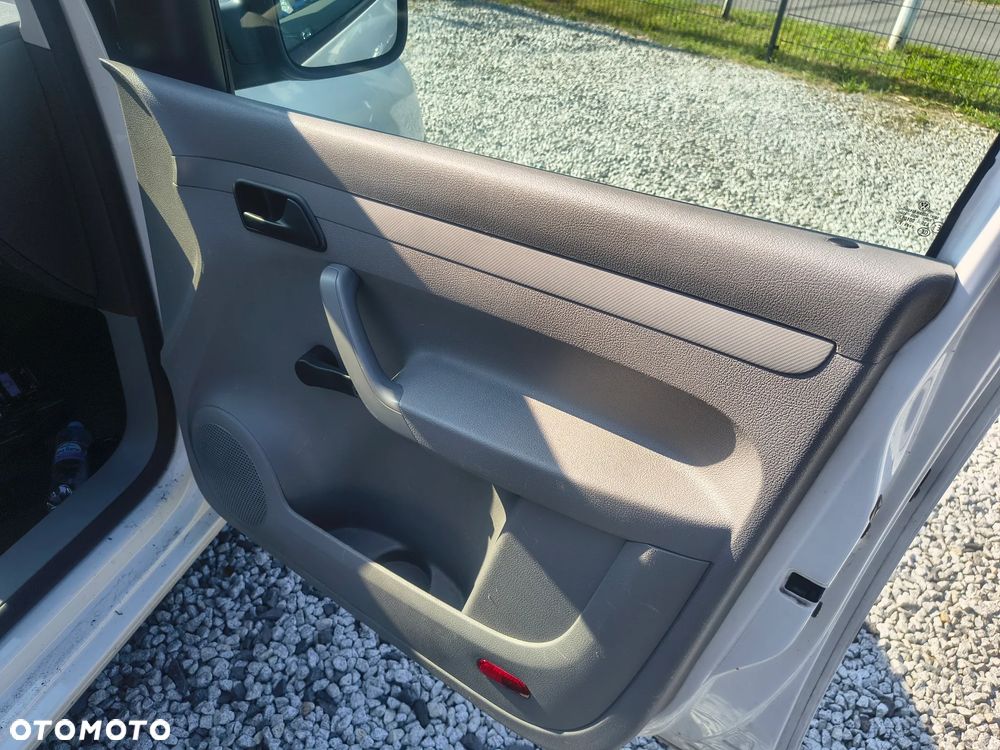 Volkswagen Caddy - 17