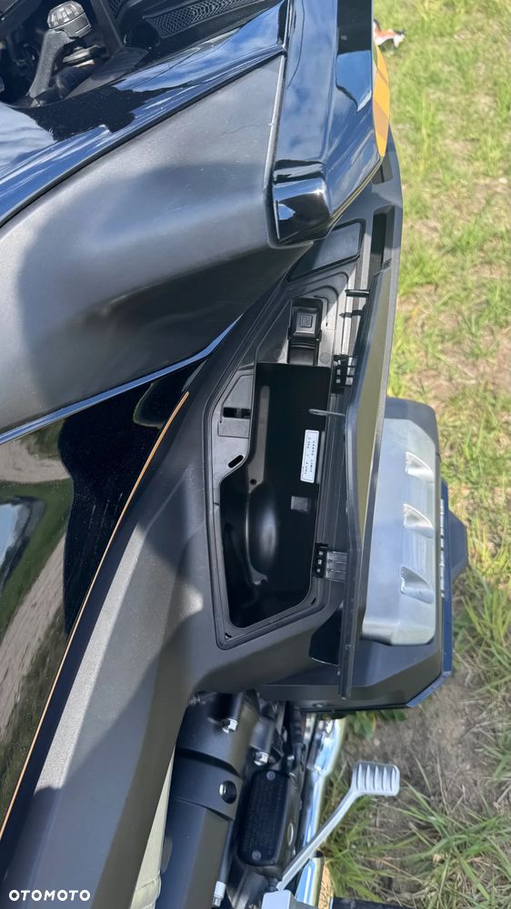 Honda GL - 19