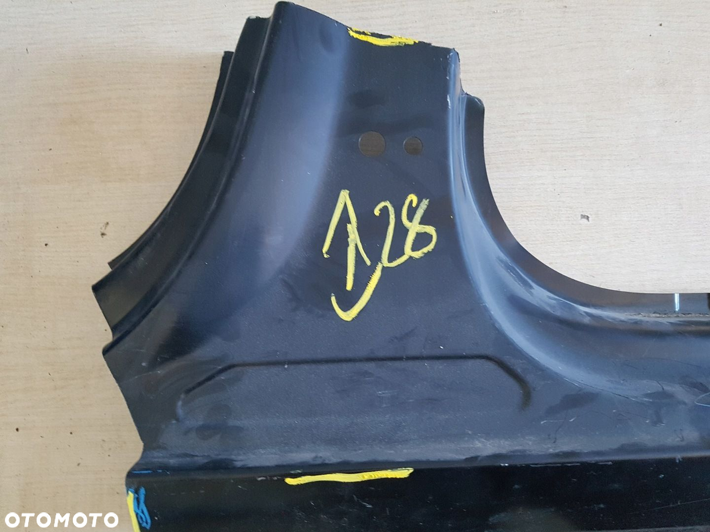 AUDI A4 B9 lewy próg poszycie progu rama bok 8W5809075A 8W5809847A - 2