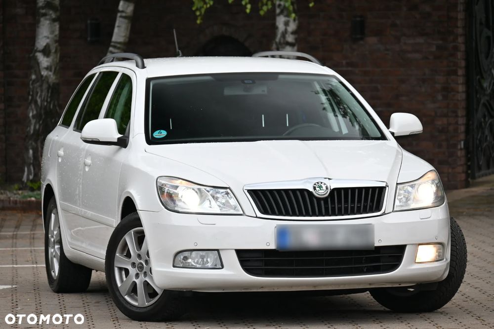 Skoda Octavia 2.0 TDI DSG Laurin & Klement - 6