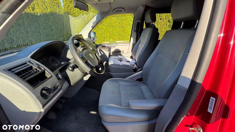 Volkswagen Transporter Caravelle Kurz (7.Si.) - 31