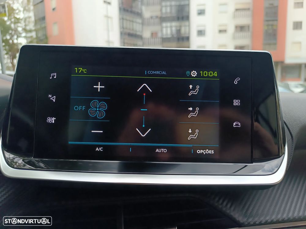 Peugeot e-208 Active Pack - 42