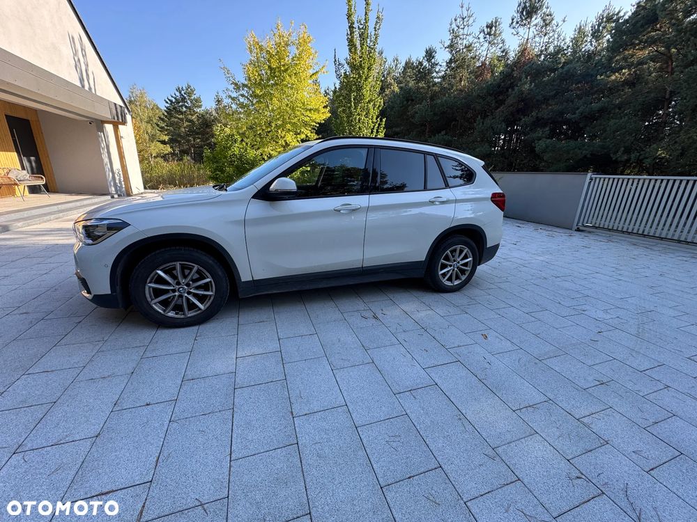 BMW X1 sDrive18i Advantage - 1
