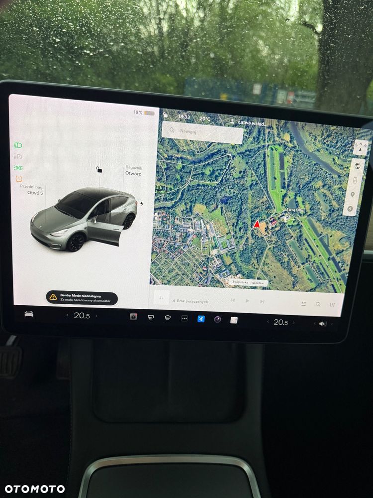 Tesla Model Y Long Range Dual Motor AWD - 16