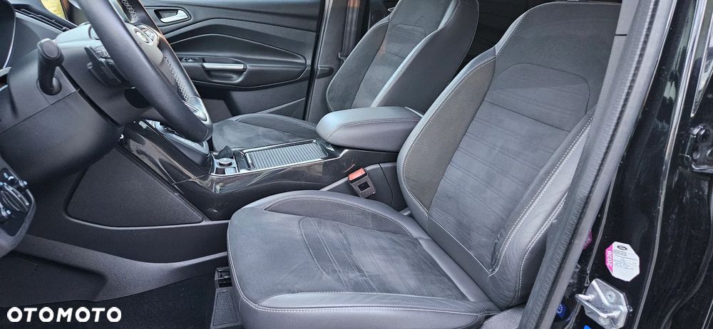 Ford Kuga 2.0 TDCi 4x4 ST-Line - 18