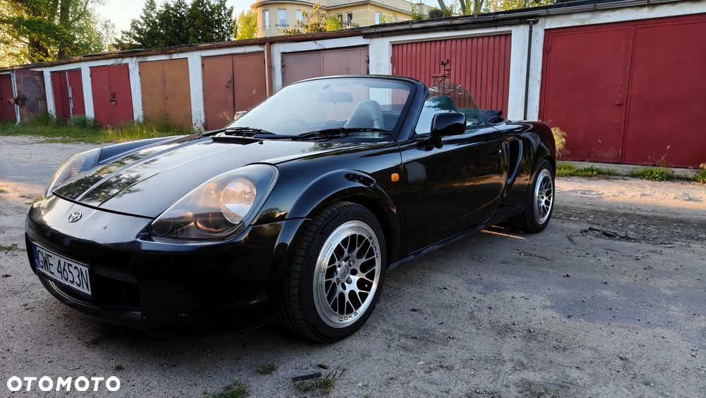 Używany Toyota MR2 2001 - 9 900 PLN, 175 000 km - Otomoto.pl