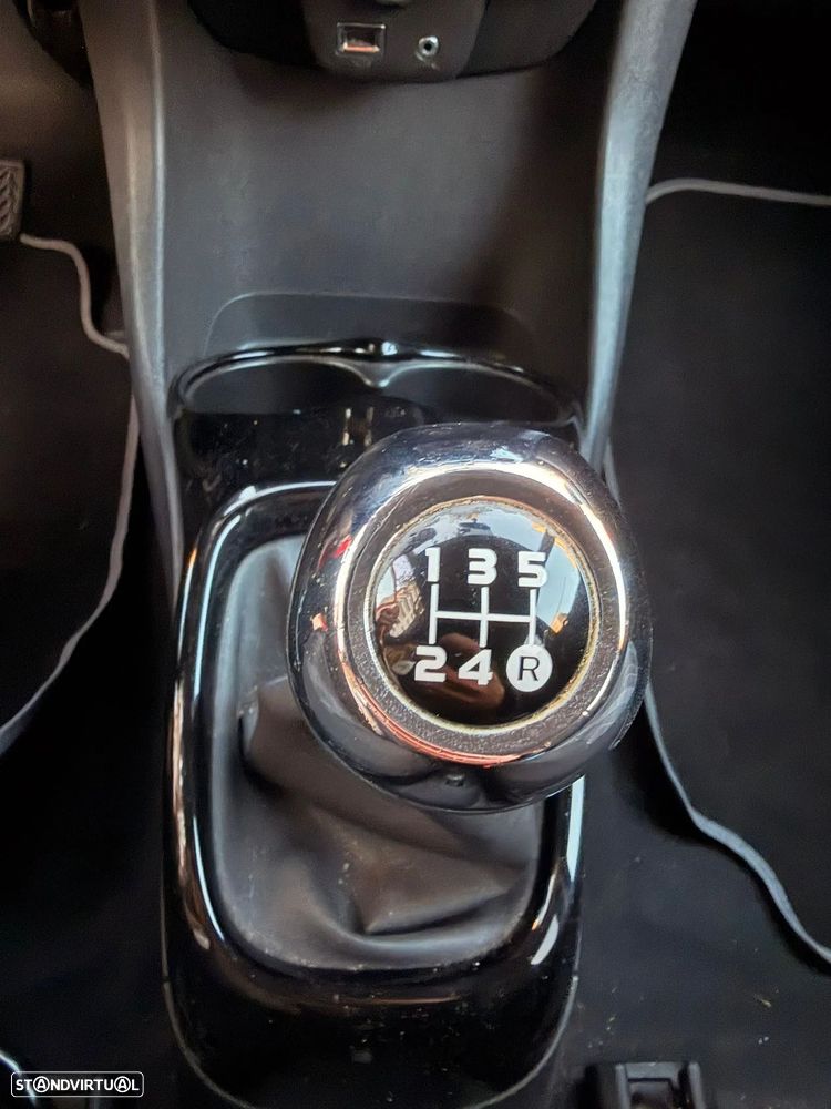 Peugeot 108 1.0 VTi Active - 11