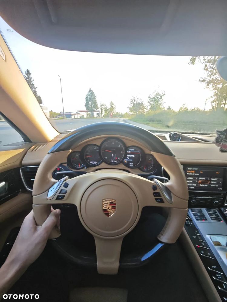 Porsche Panamera Diesel - 30