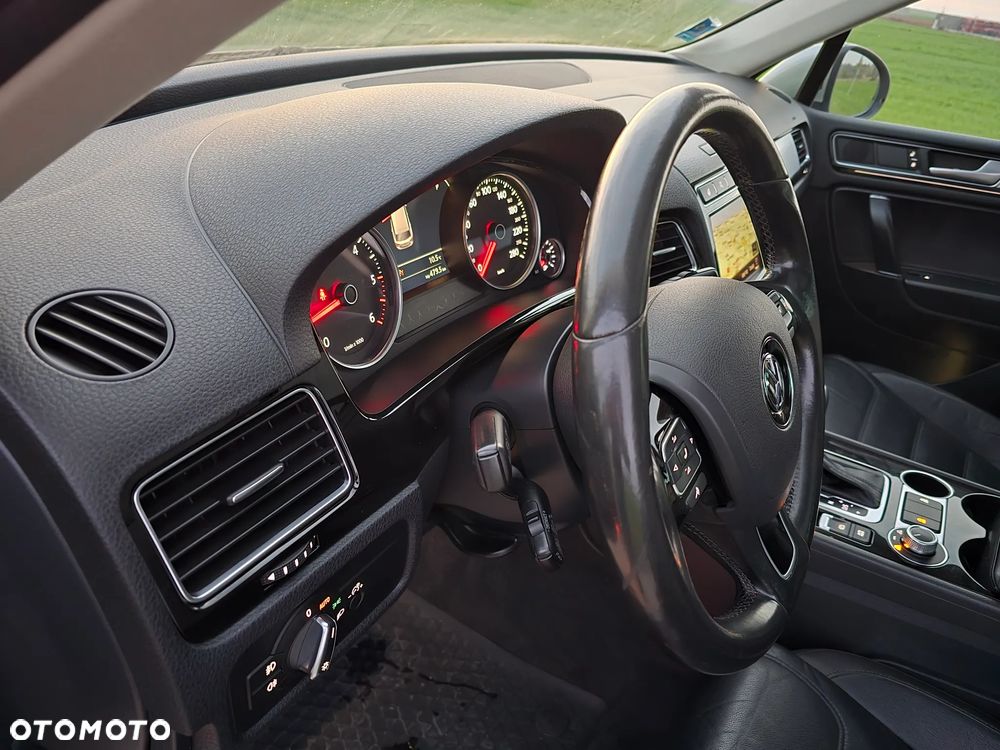 Volkswagen Touareg 3.0 V6 TDI SCR Blue Motion DPF Automatik Exclusive - 25