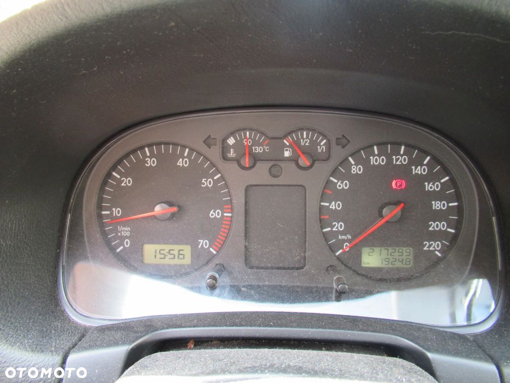 Volkswagen Golf 1.4 Comfortline - 19