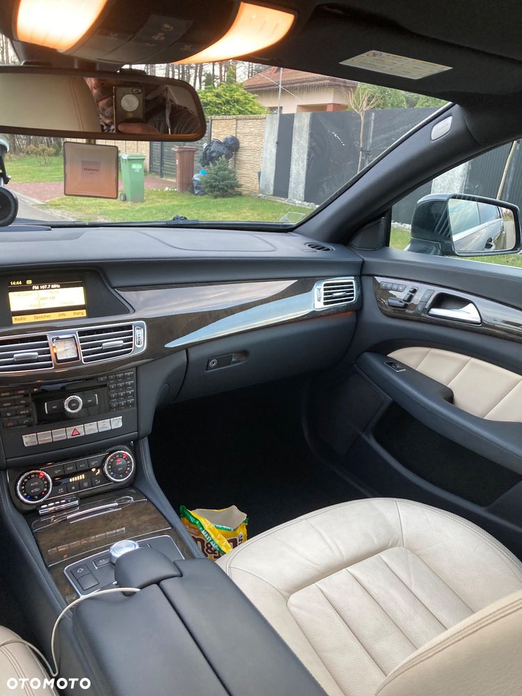 Mercedes-Benz CLS - 23