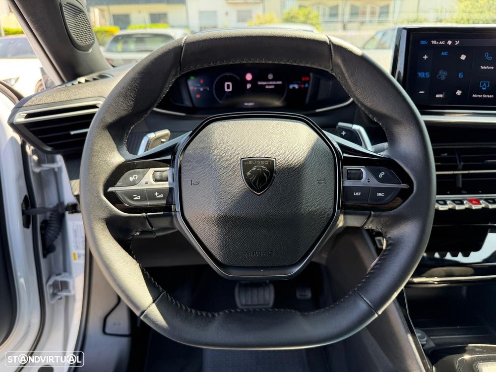 Peugeot 2008 1.2 Hybrid Allure e-DCS6 - 20