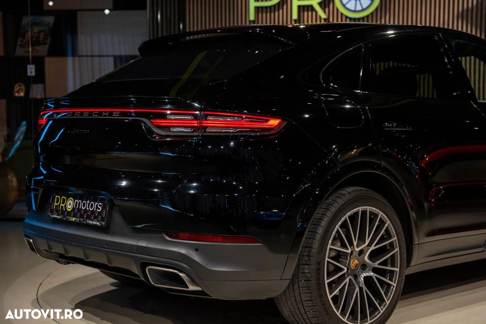 Porsche Cayenne Coupe - 13
