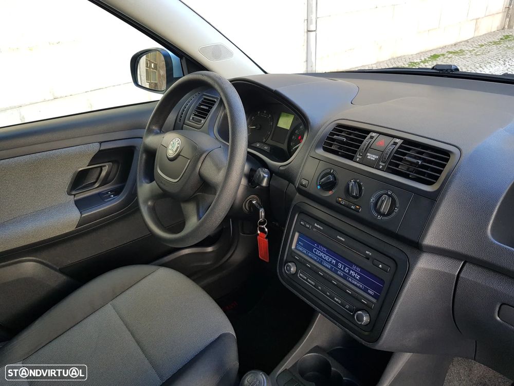Skoda Fabia Break 1.2 TSi Ambiente - 45
