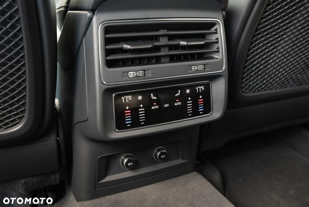 Audi Q8 50 TDI mHEV Quattro Tiptronic - 35