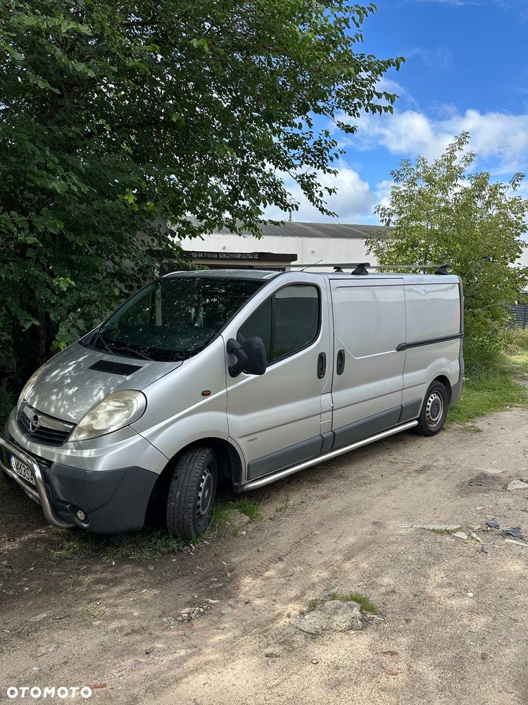 Opel Vivaro - 1