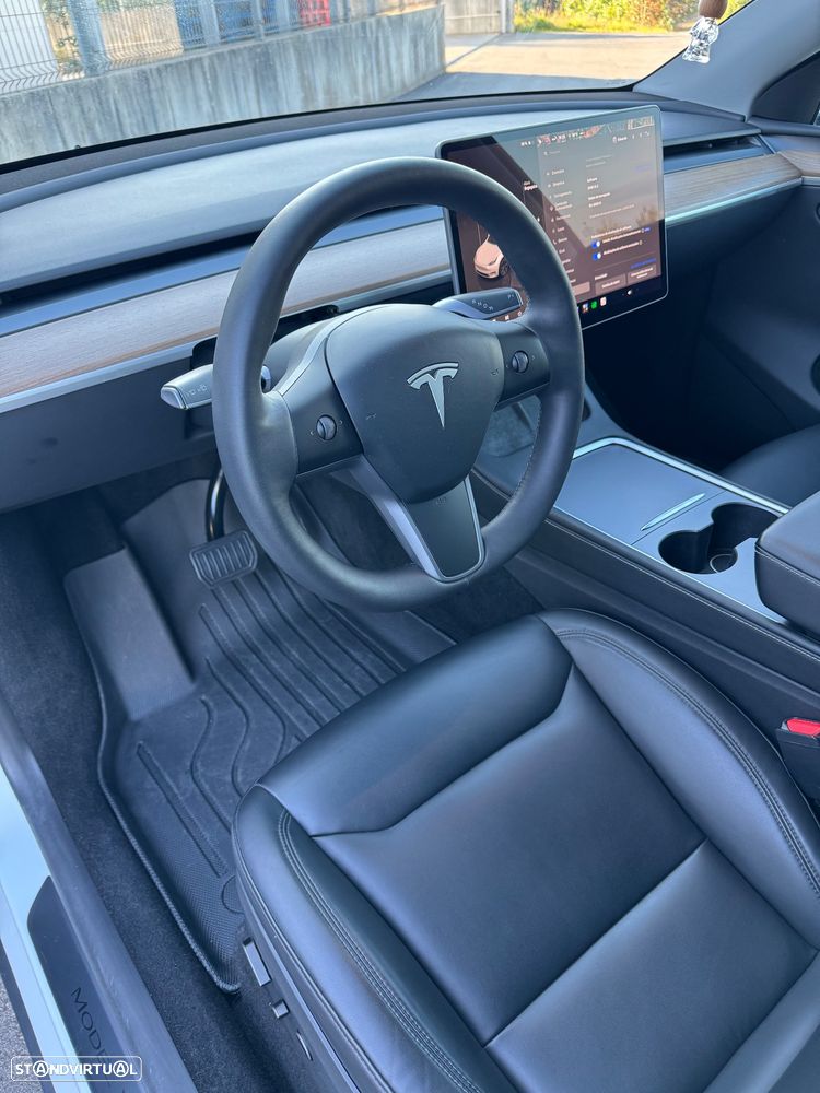 Tesla Model Y RWD - 27