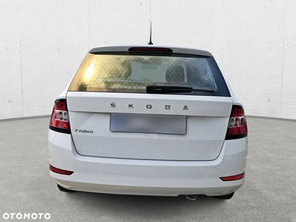 Skoda Fabia 1.0 TSI Ambition - 6