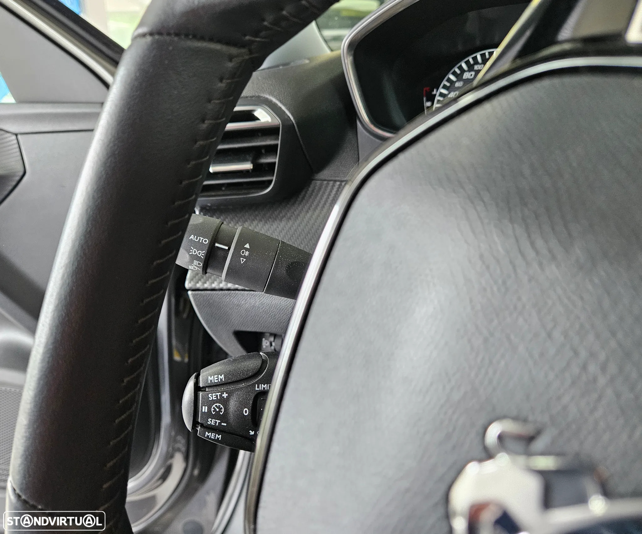 Peugeot 2008 PureTech 100 Stop&Start Active Pack - 18