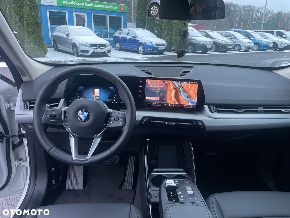 BMW X1 sDrive18i - 17