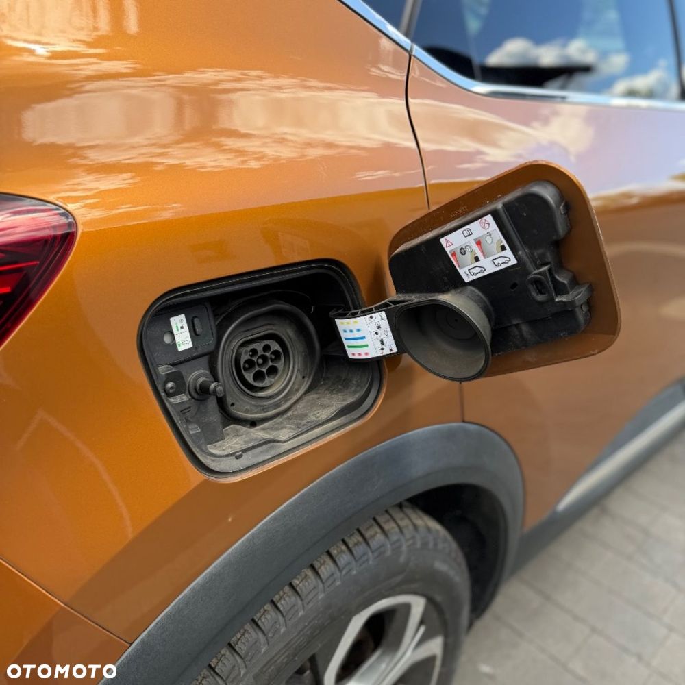 Renault Captur 1.6 E-TECH Plug-In R.S Line - 11