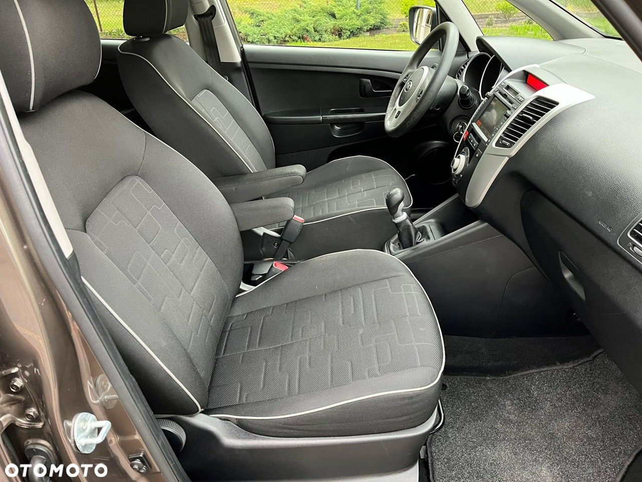 Kia Venga - 12
