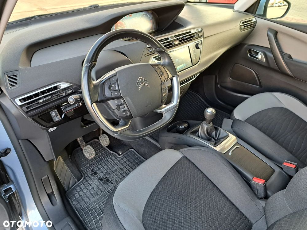 Citroën C4 Picasso - 17