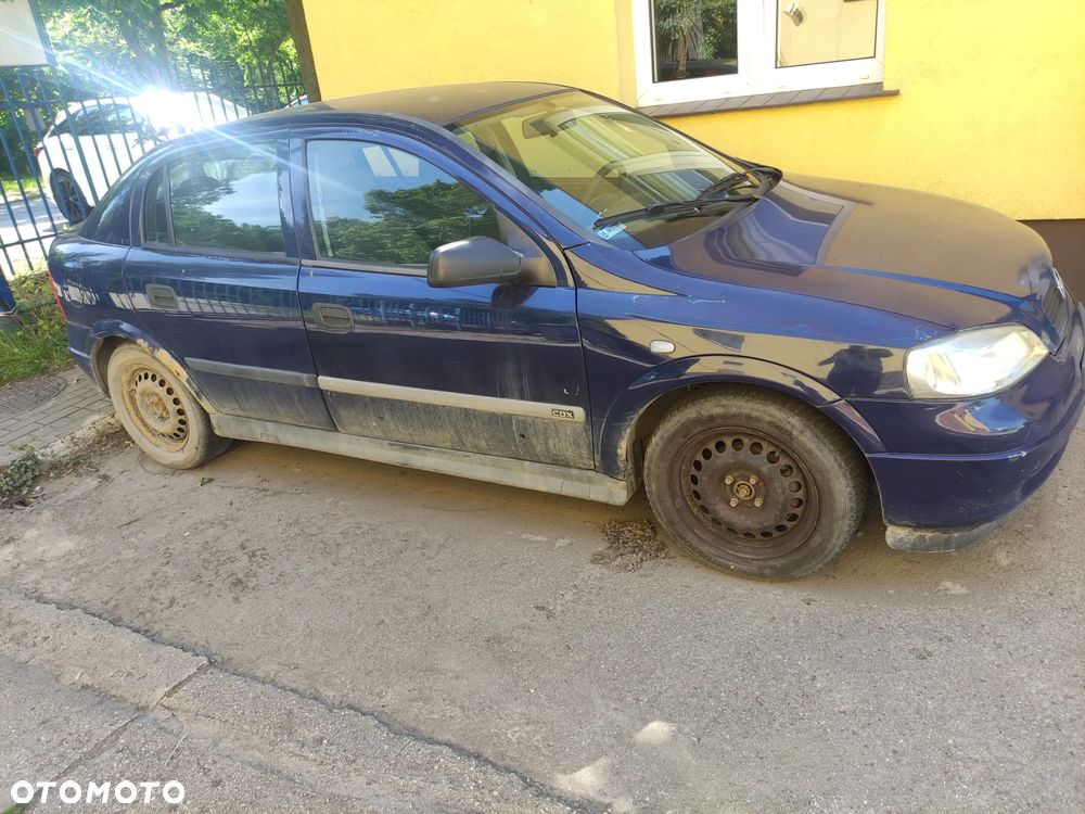 Opel Astra 1.4 Cosmo - 4