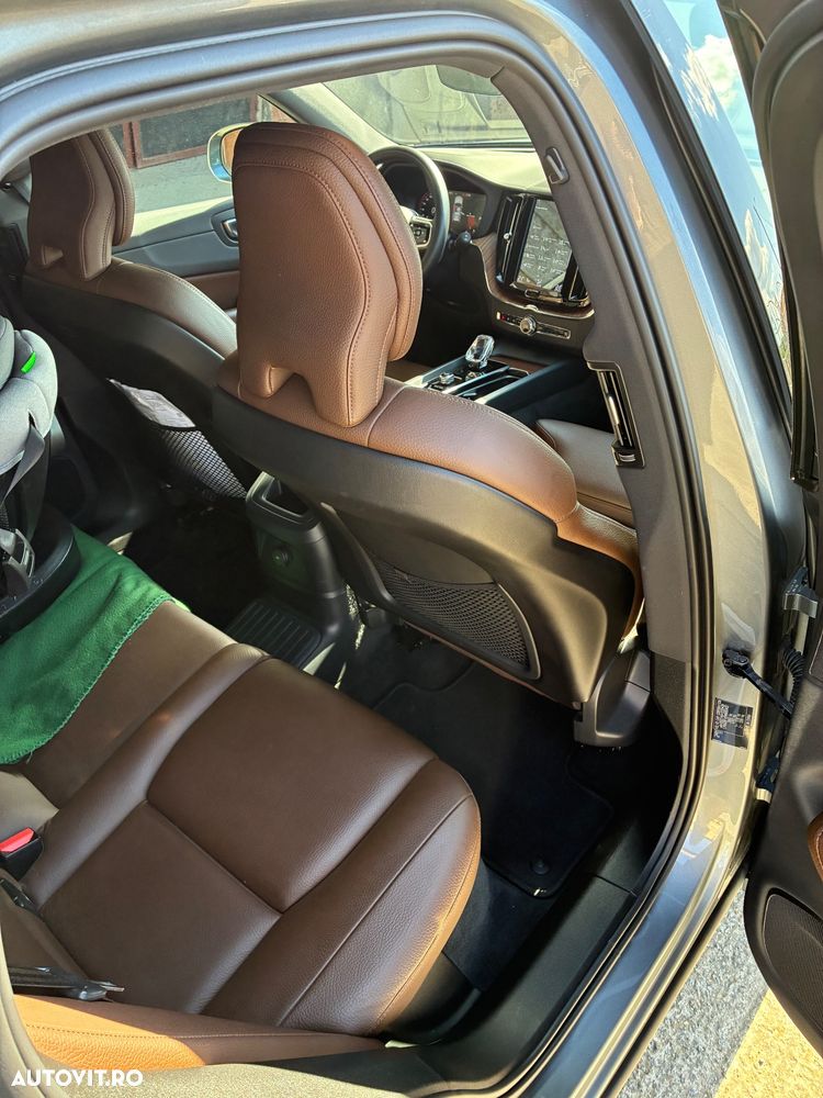 Volvo XC 60 Recharge T6 Twin Engine eAWD Inscription Expression - 14