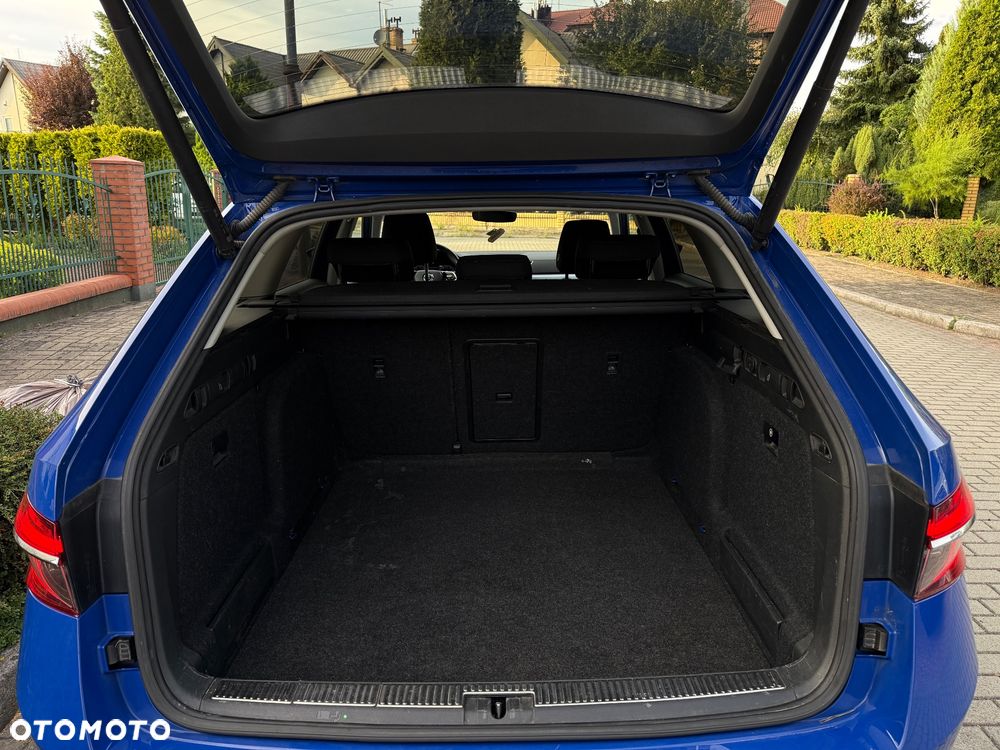 Skoda Superb 2.0 TDI SCR Ambition - 27