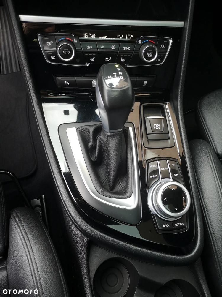 BMW Seria 2 218d GT M Sport - 23