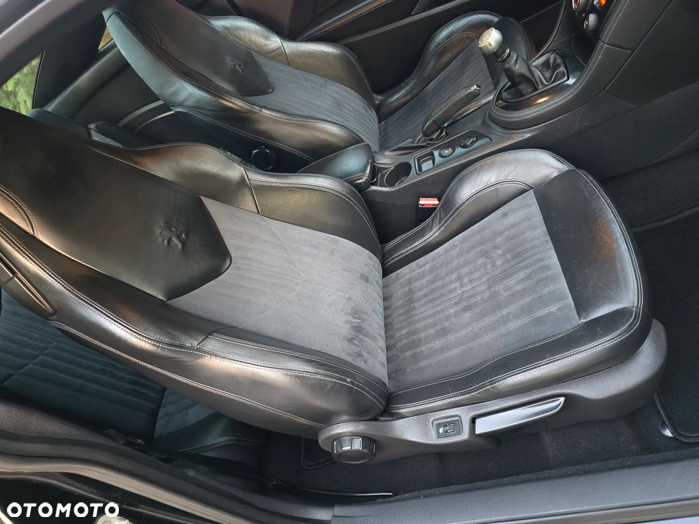Peugeot RCZ 2.0 HDi - 24