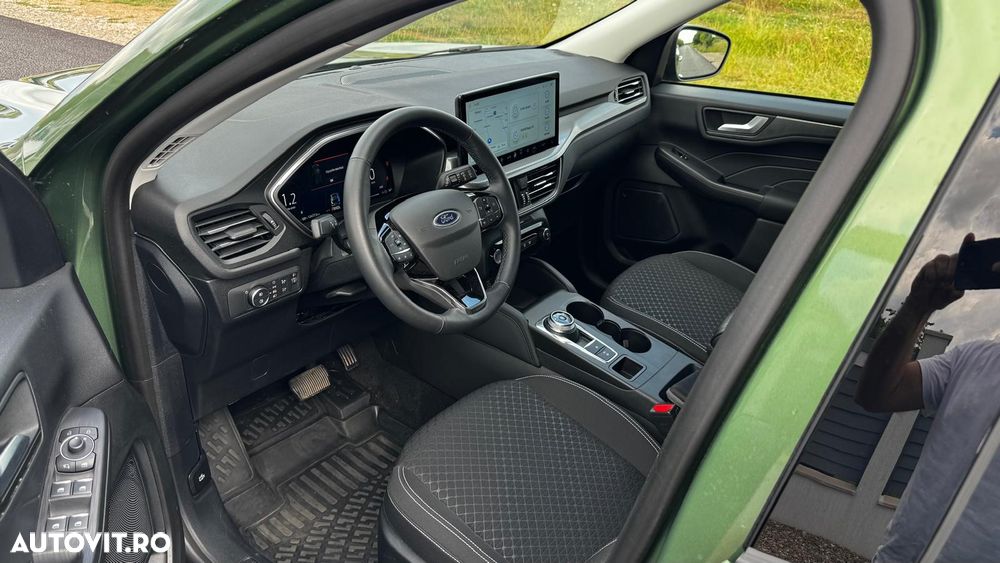 Ford Kuga 1.5 EcoBoost A8 FWD Titanium - 8