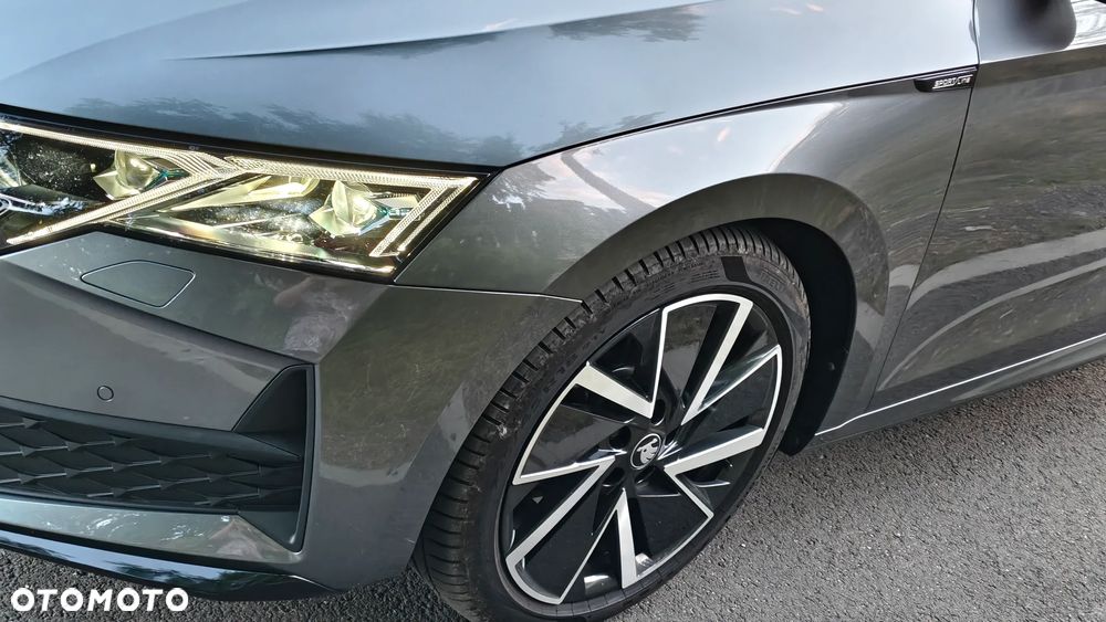 Skoda Octavia 2.0 TSI Sportline 4x4 DSG - 19