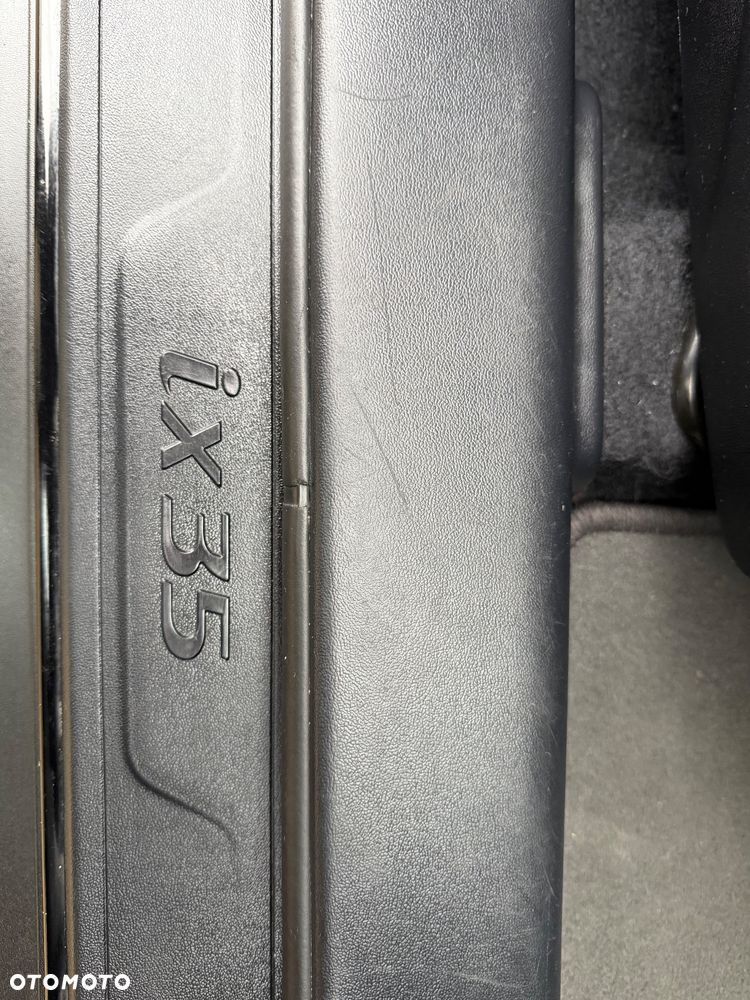 Hyundai ix35 1.6 2WD blue Trend - 22