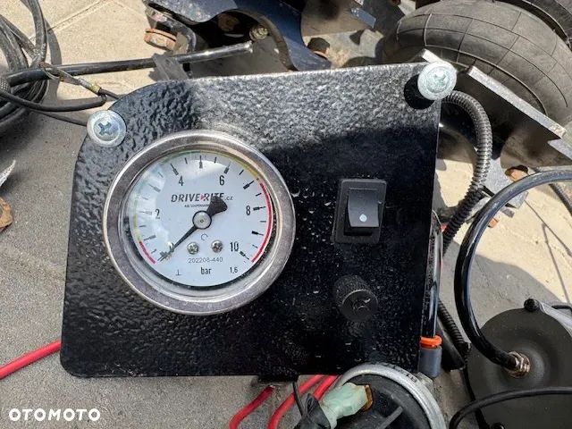 Poduszki pneumatyczne zawieszenie Iveco Daily 35c 00-25 zestaw - 3