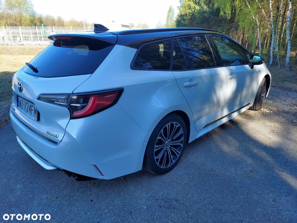 Toyota Corolla - 4