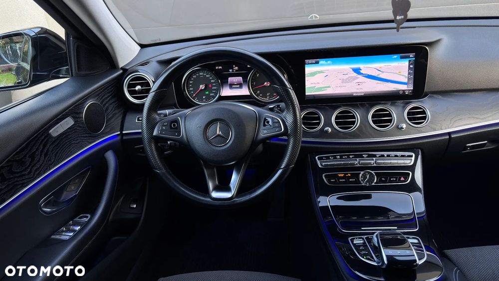 Mercedes-Benz Klasa E 350 BlueTEC 9G-TRONIC - 15