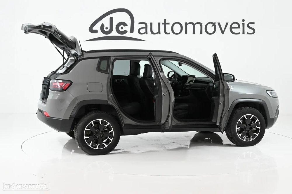 Jeep Compass 1.3 TG Trailhawk - 6